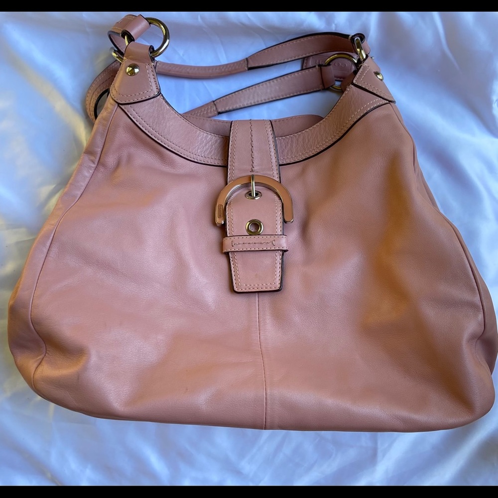 Coach leather shoulder bag